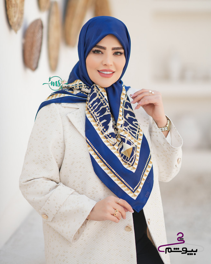 روسری ابریشم ژاکارد طرح حاشیه دار جیوانجی سرمه ای